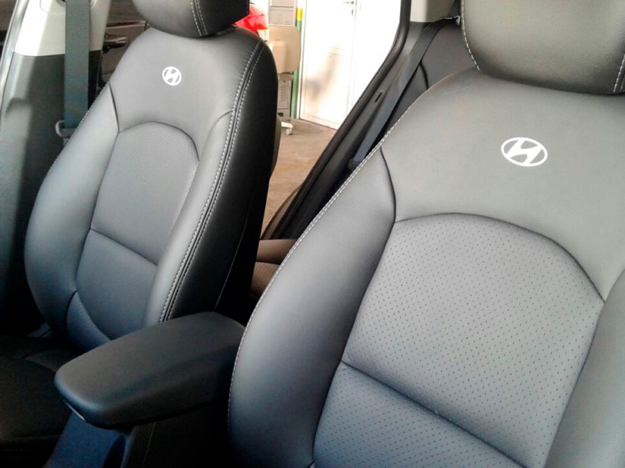Hyundai — preto com inserto perfurado