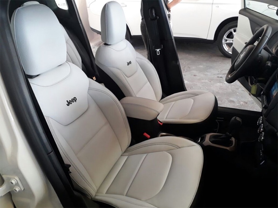 Jeep — conjunto em off-white